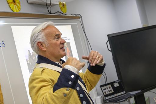 Visit from Revolutionary War Reenactor
