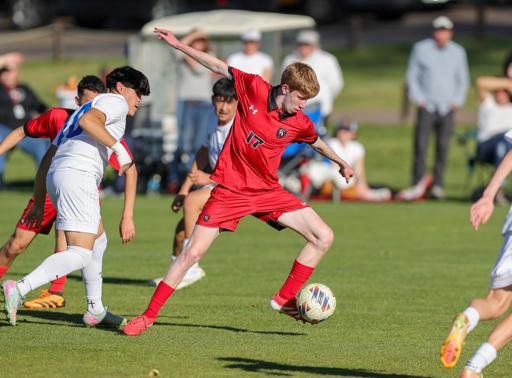 V Soccer vs. Roaring Fork 1142025
