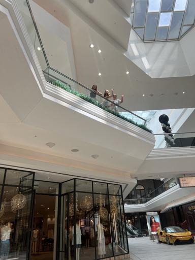 MS Interim - Fashion Week 2025