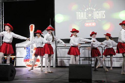 Trail of Lights 2022
