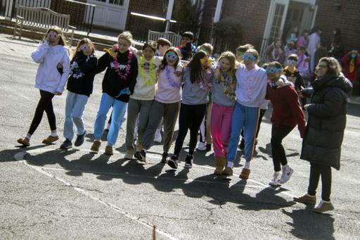 Grade 6 100 Days of School Parade