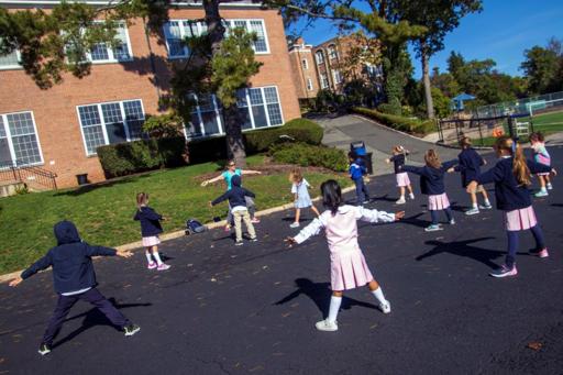 Creative Movement Outside (K)