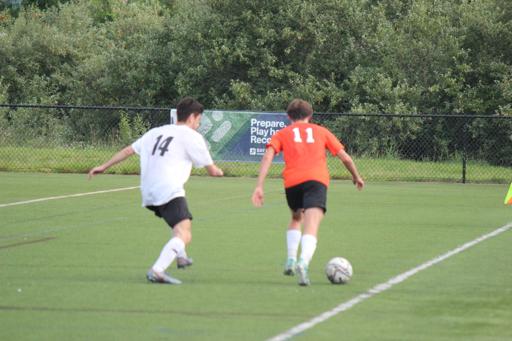 SUN / 8:30am / D4 vs D6