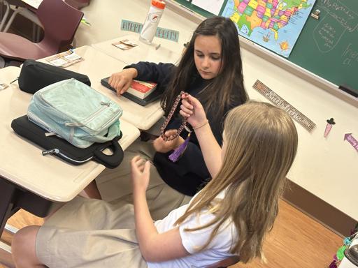 Mrs. Ali Teaches LS Culture Club about Ramadan