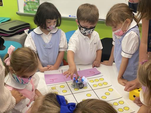 Pre-K Visit the Makerspace!