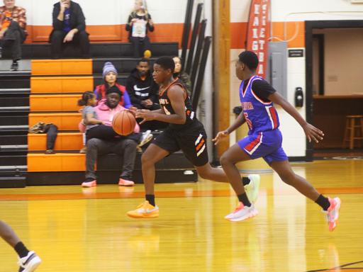 24.12.09 Middle School Basketball vs Dan River