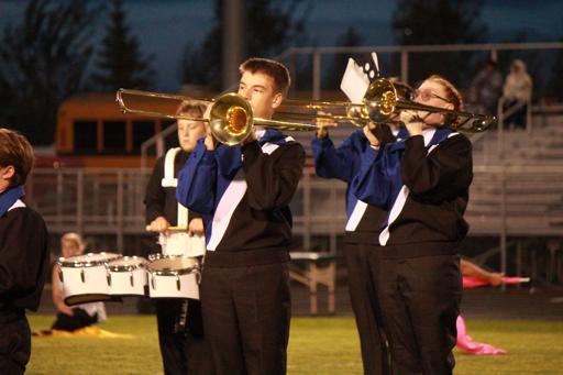 Football vs. Fruitland Performance