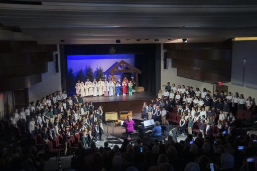 Grades 1-6 Christmas Concert & Tableaux