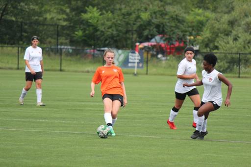 SUN / 9:45am / D4 vs D6S