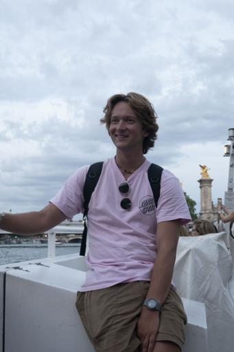 Day 4 - Eiffel Tower! - 7/11