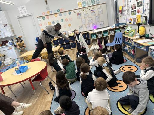 Jean Sawadogo Visits Kindergarten