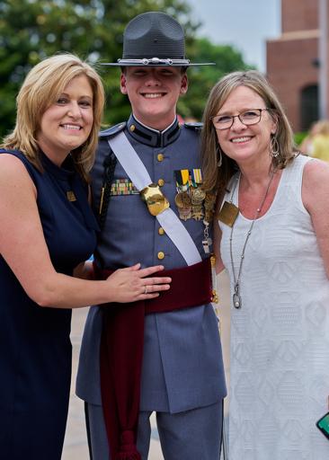 PROFESSIONAL PHOTOS: COMMENCEMENT 2021