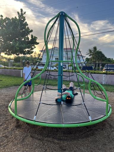 Day 6: 07/26 Amoray Diver & Marathon Beach Picnic Dinner