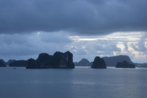 July 7 Ha Noi / Ha Long Bay