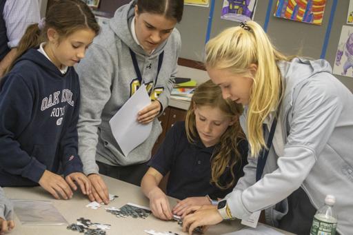 U.S. Honors History Teaches LS Students