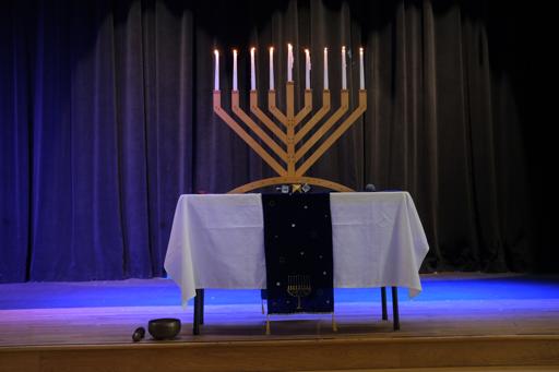 2025-12-08 | K-8 Hanukkah Chapel