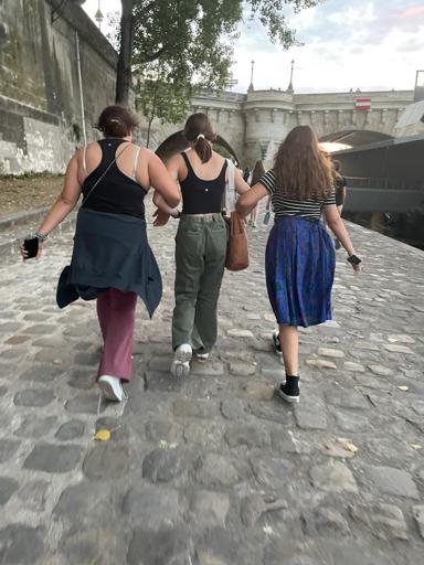 Europe for Middle School: Bonjour Paris, Cheerio London (July 20 - July 29)