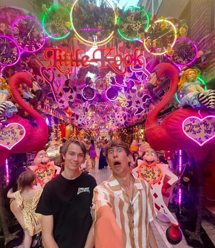 Day 1: Arrival, Shopping and first Greek dinner