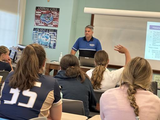 Security Officer McGuire Speaks with Forensic Science Students