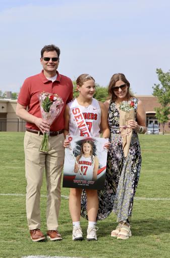 Girls lacrosse Senior Day