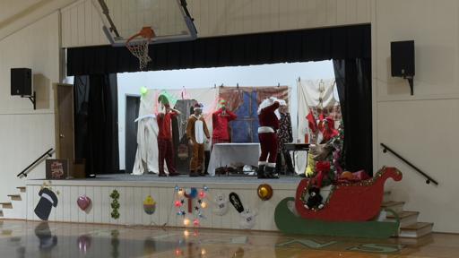 Drama Holiday mixup play